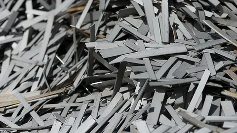 We buy scrap all scrap iron copper aluminium steel cables battery in dammamنشتري جميع السكراب في الدمامScrap buyer in dammam